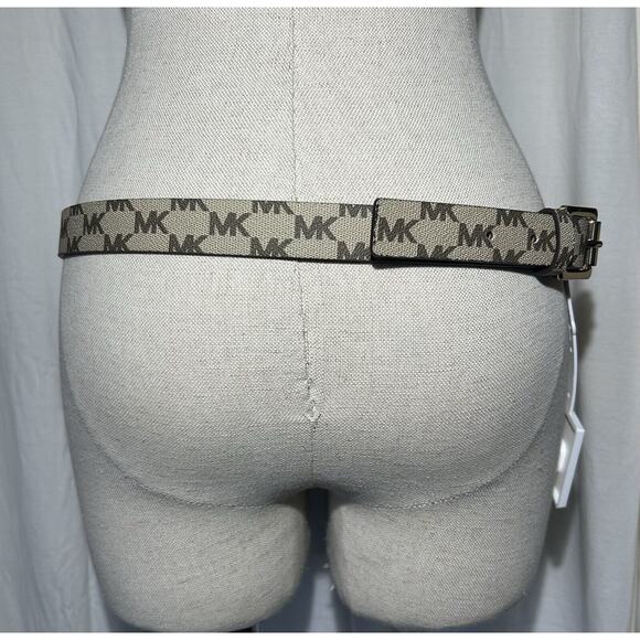 Michael Kors Fanny Pack Logo Waist Belt Bag Pink 556137 Womens S/M - Picture 3 of 6